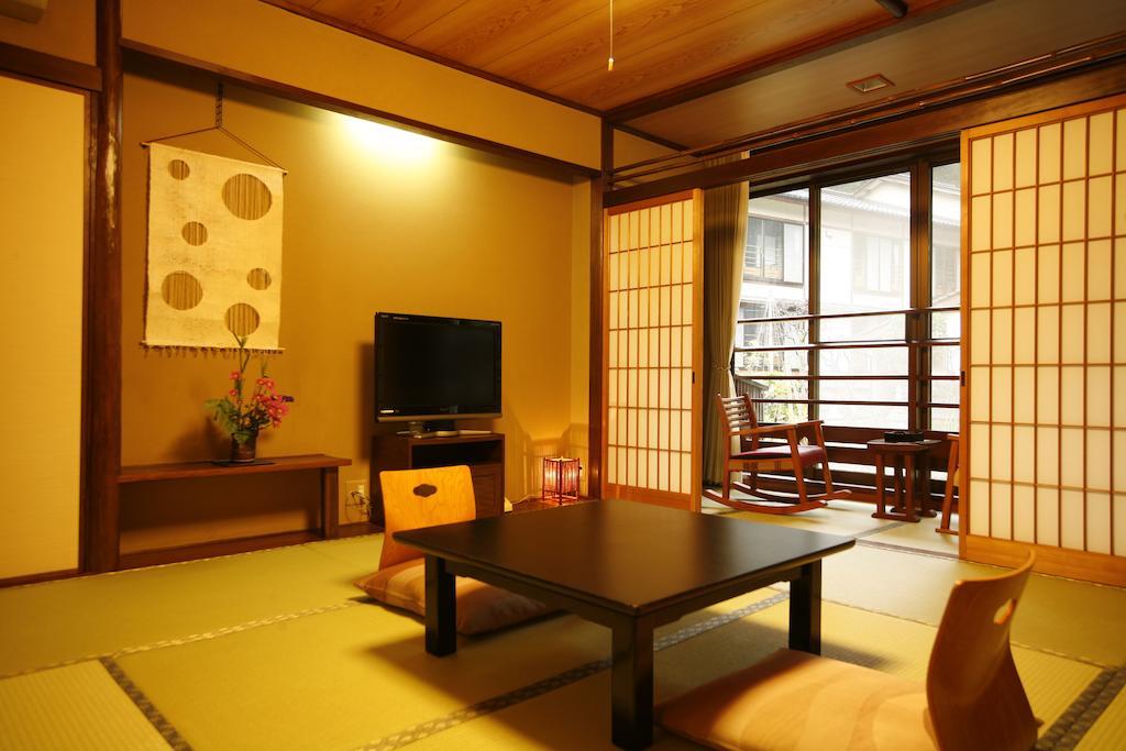Yuraku Kinosaki Spa & Gardens Toyooka  Chambre photo