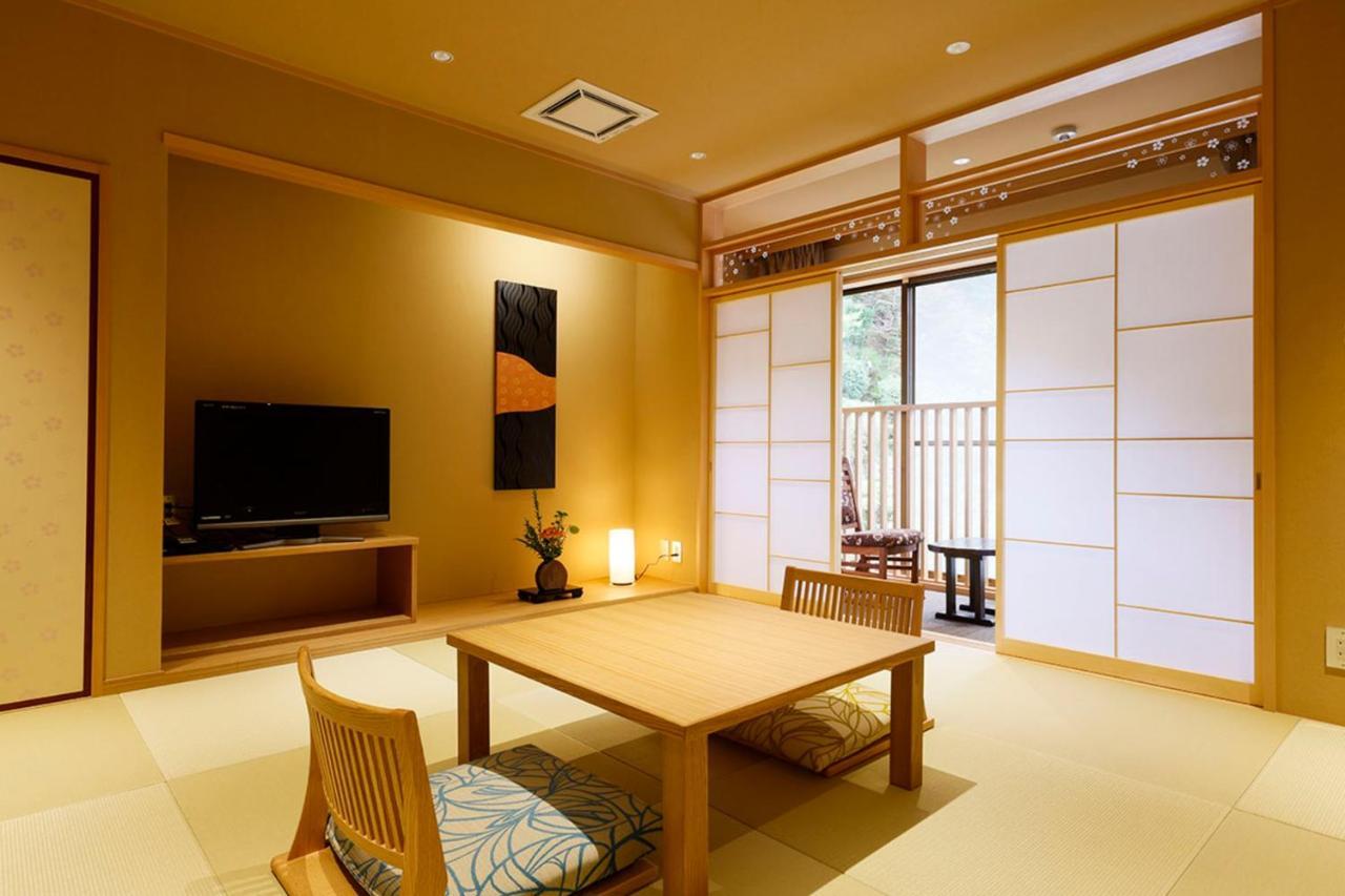 Yuraku Kinosaki Spa & Gardens Toyooka  Extérieur photo